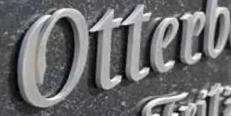 Aluminiumschrift Grabstein