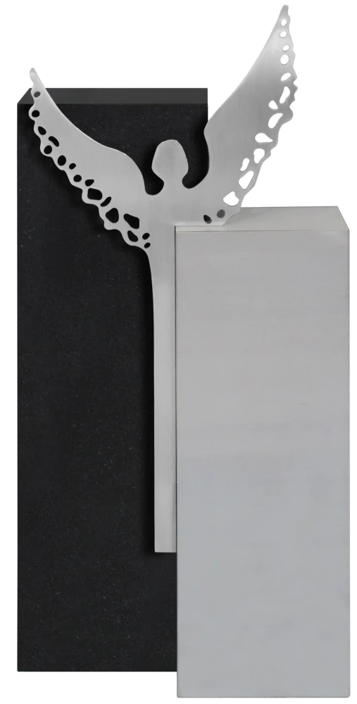 231104  Grabschmuck von Böse Natursteine AG